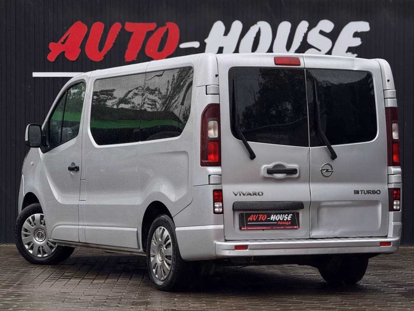 Opel Vivaro фото 4