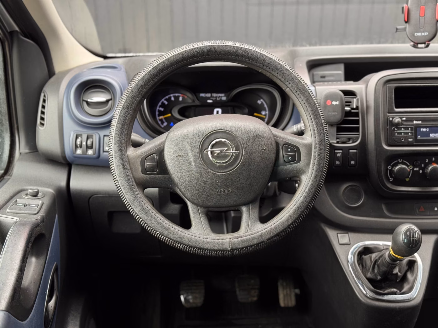 Opel Vivaro фото 13