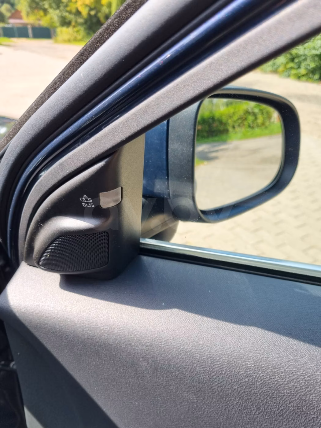 Volvo V70 фото 7