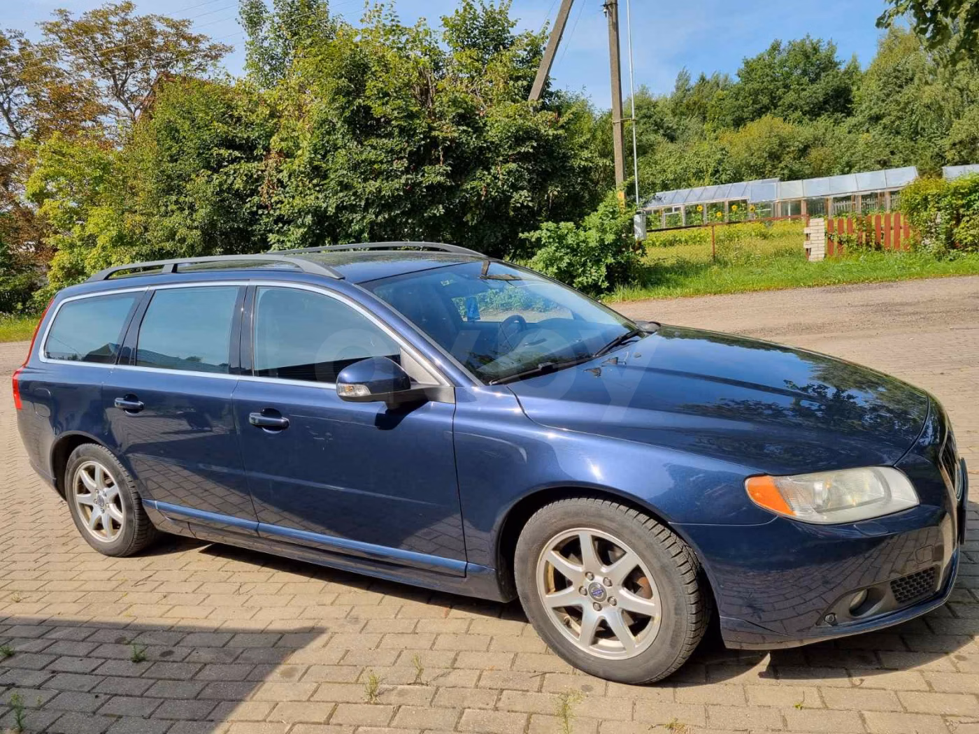 Volvo V70 фото 9