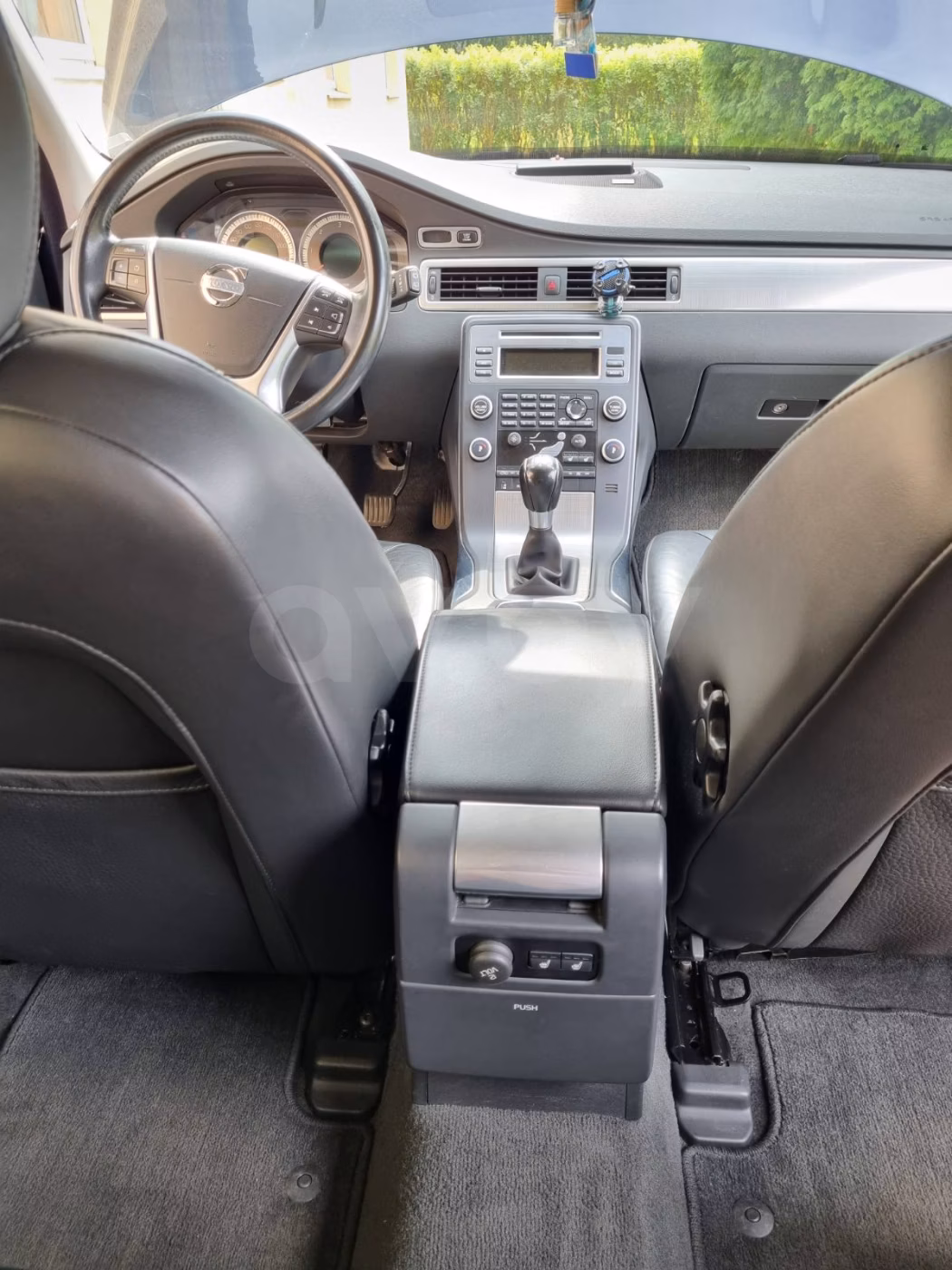 Volvo V70 фото 18