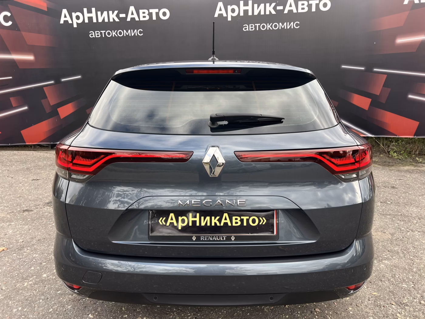 Renault Megane фото 3
