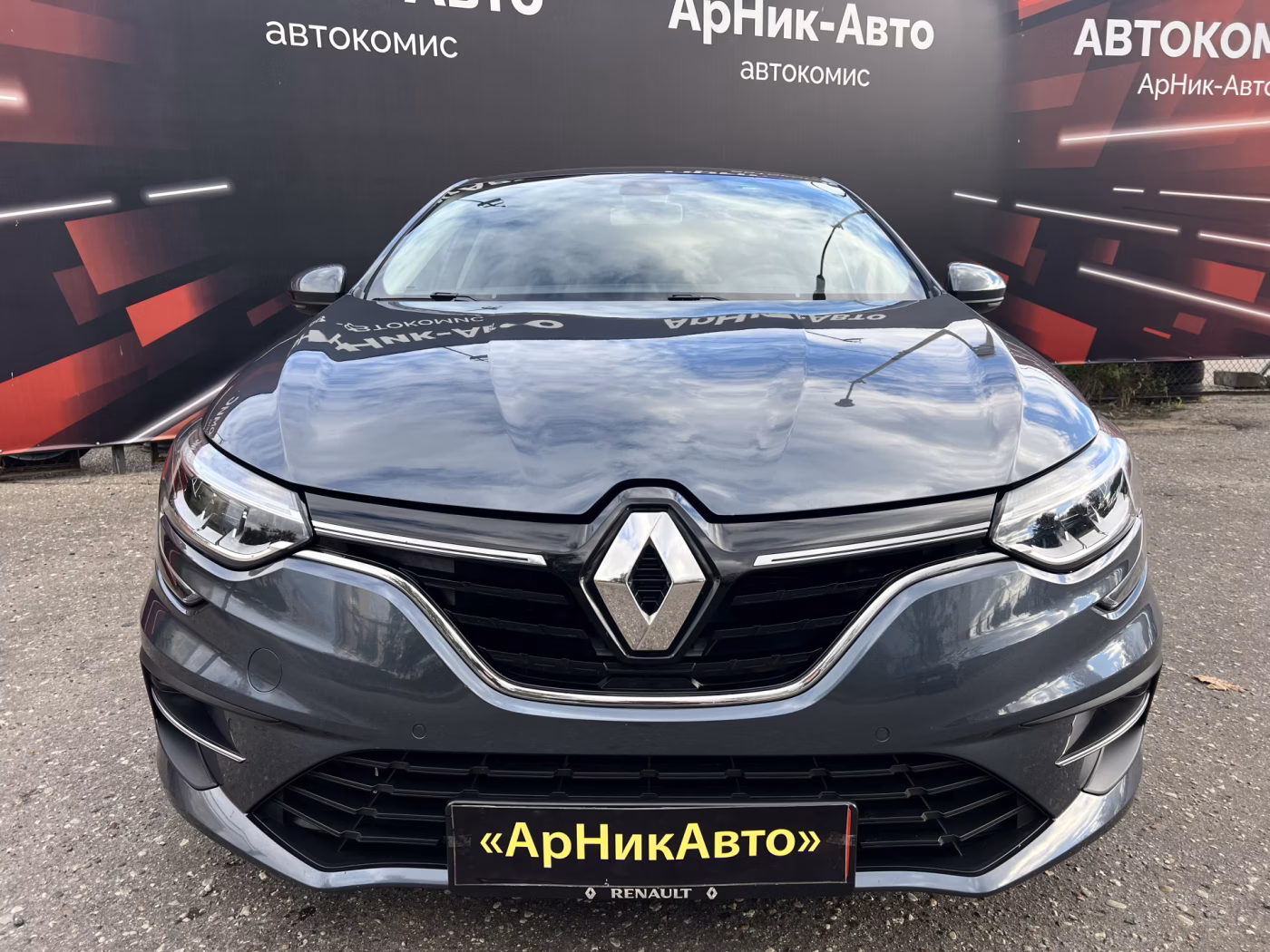 Renault Megane фото 4