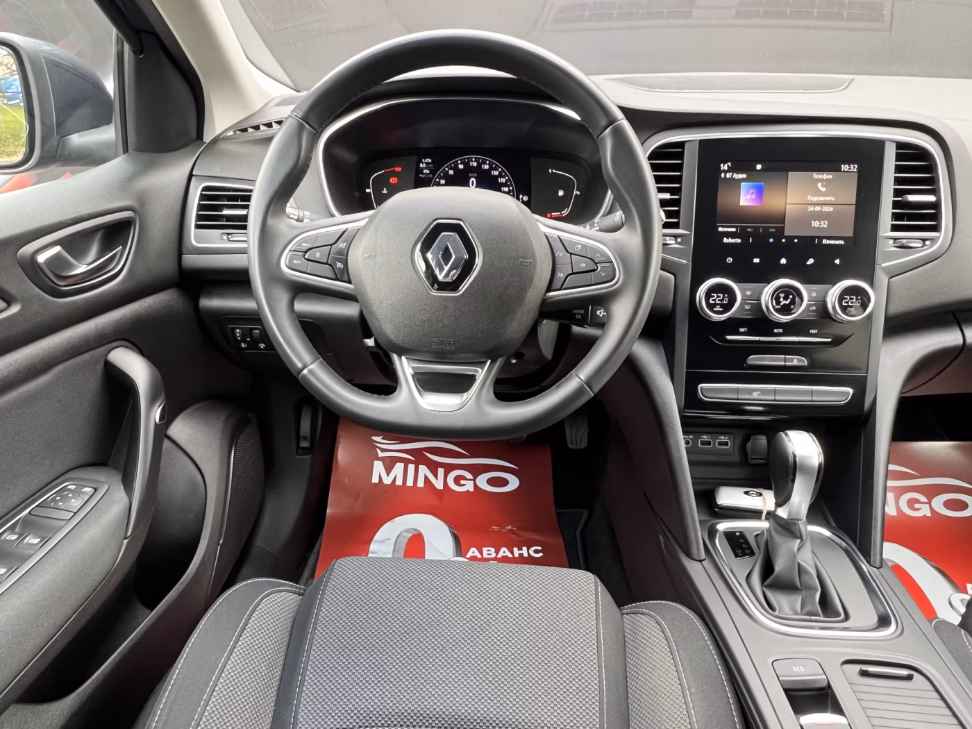 Renault Megane фото 11