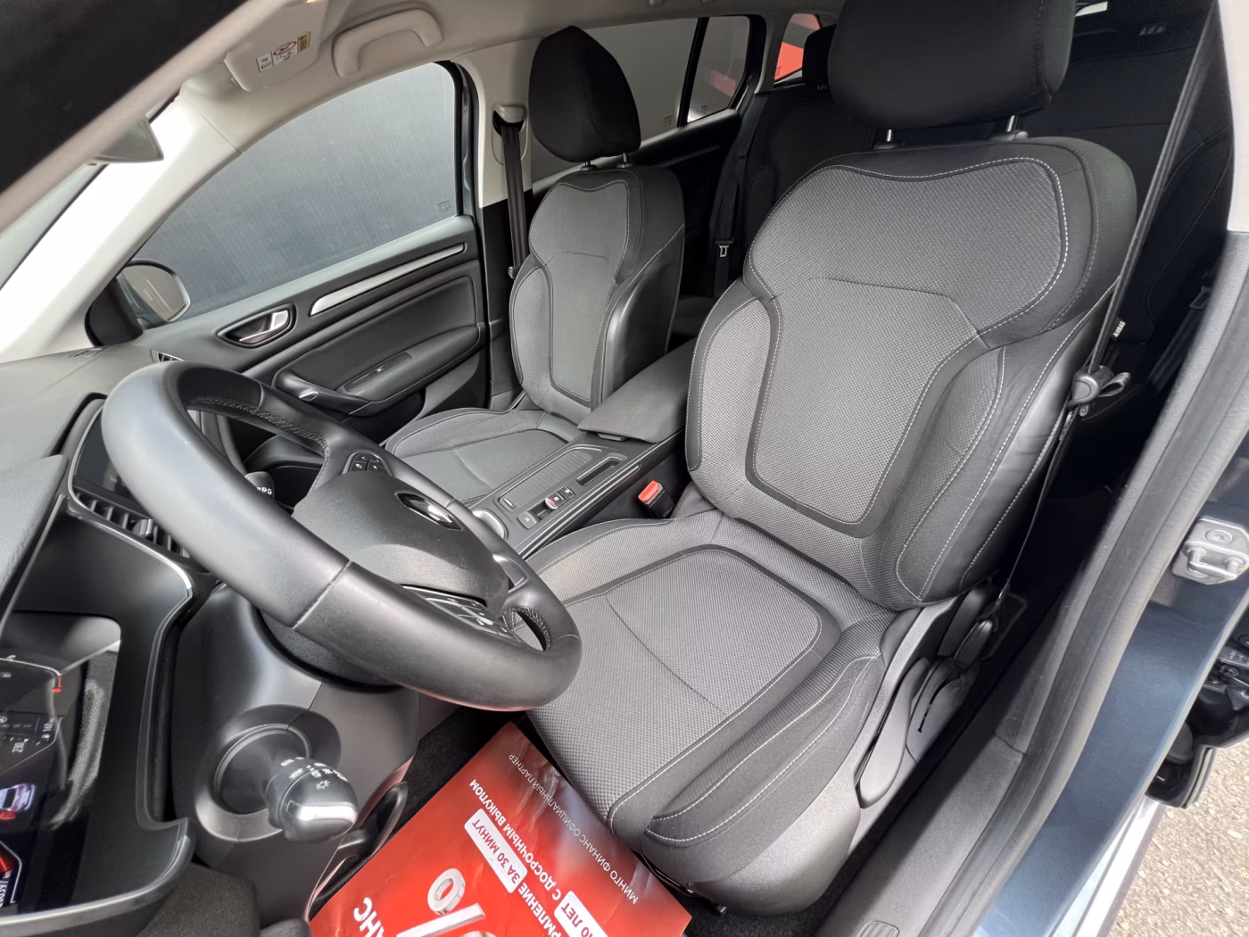 Renault Megane фото 14