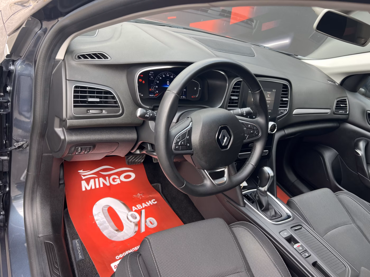 Renault Megane фото 15