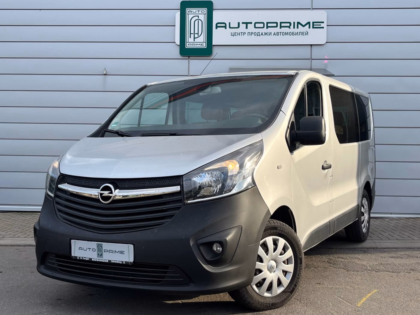 Opel Vivaro фото 2