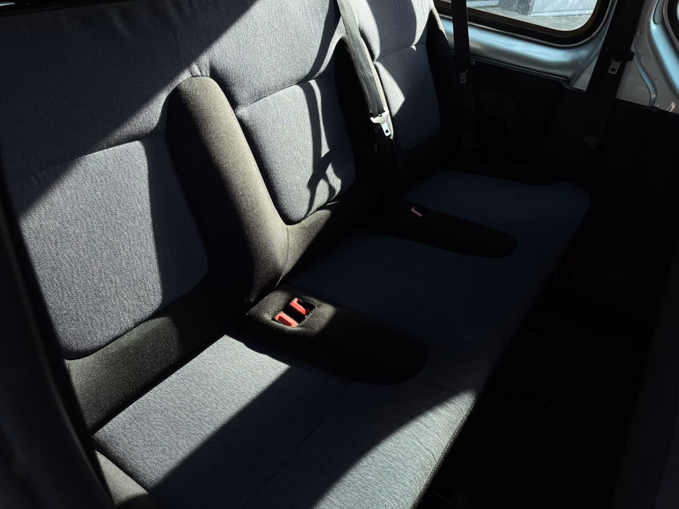 Opel Vivaro фото 14