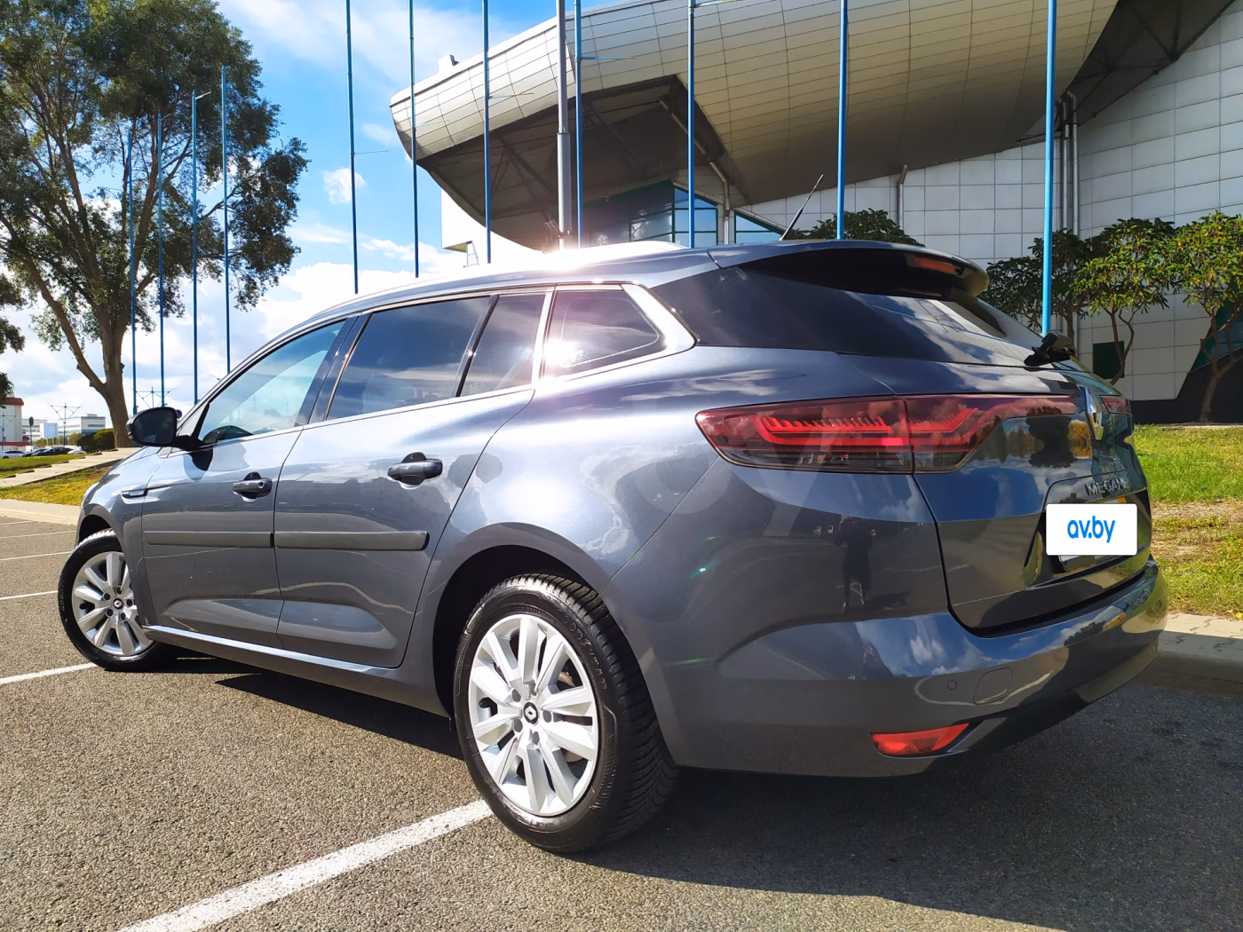 Renault Megane фото 6