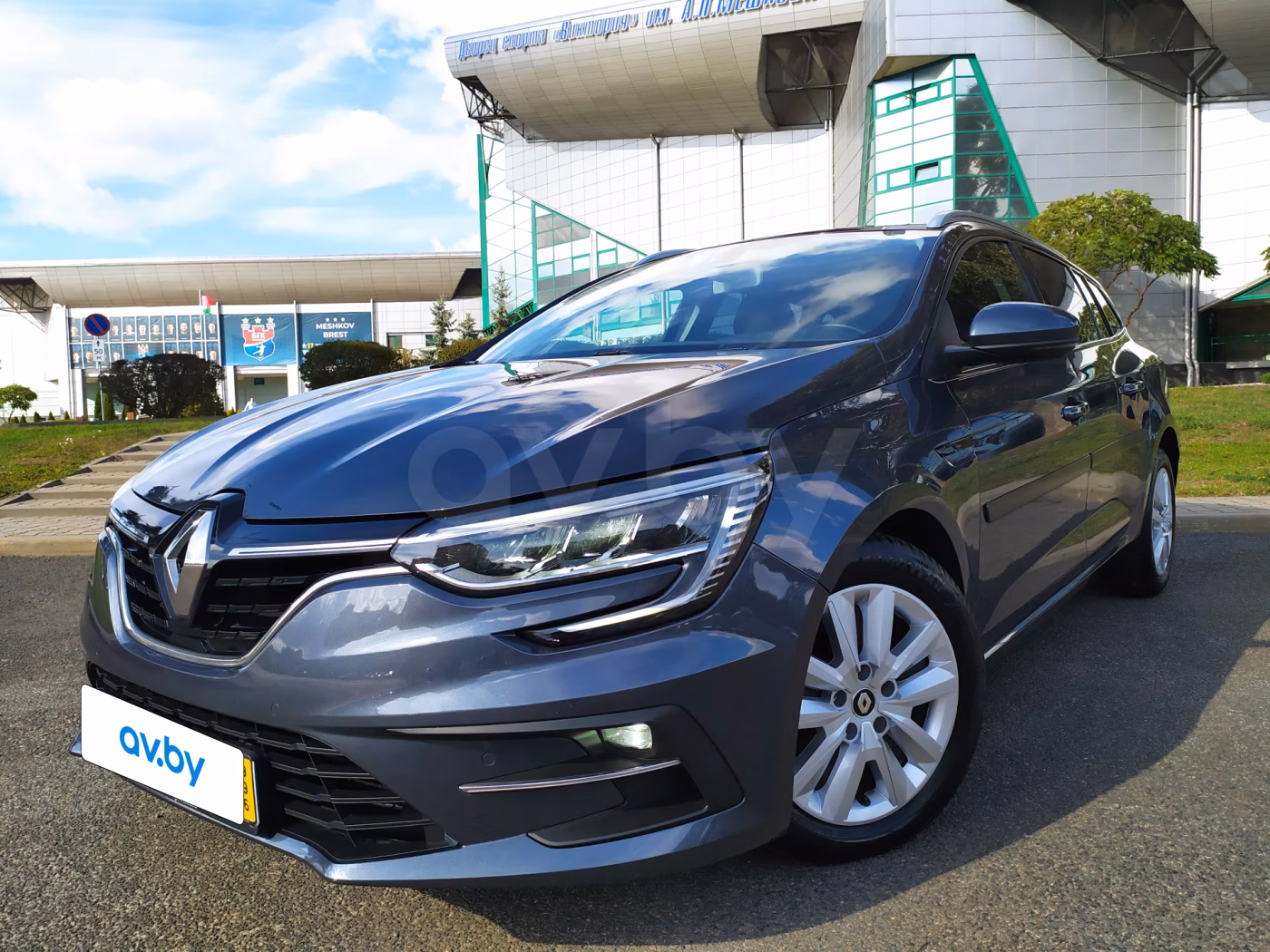 Renault Megane фото 10
