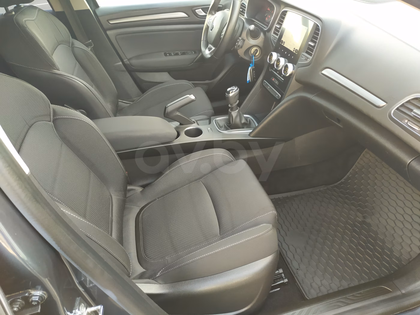 Renault Megane фото 13