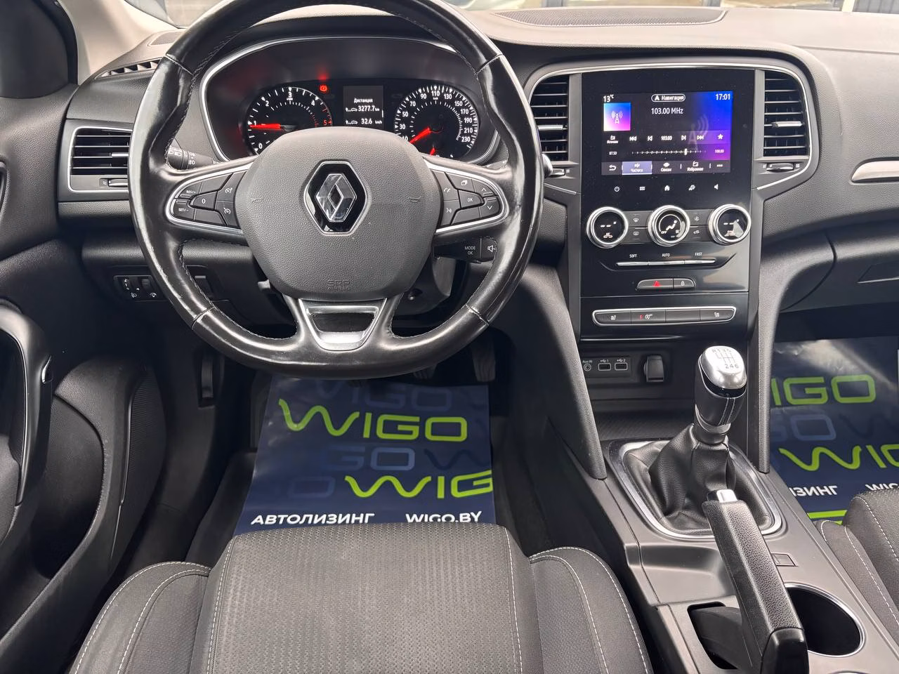 Renault Megane фото 11