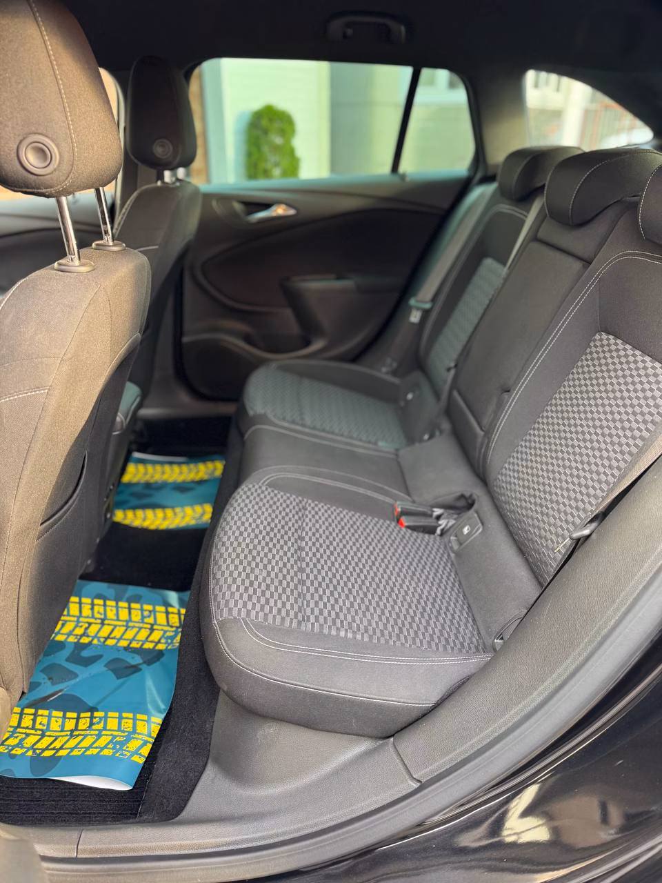 Opel Astra фото 11