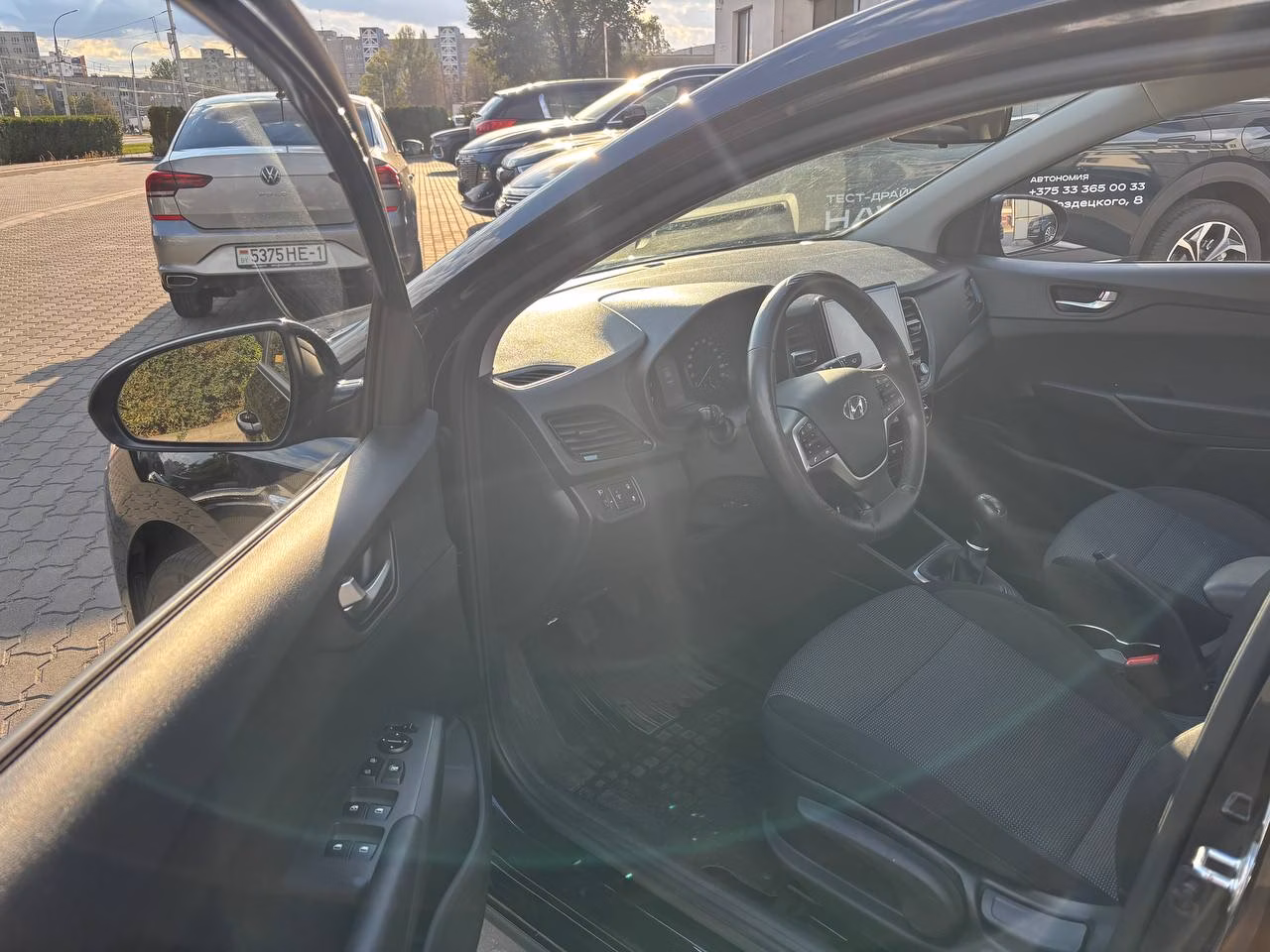 Hyundai Accent фото 9
