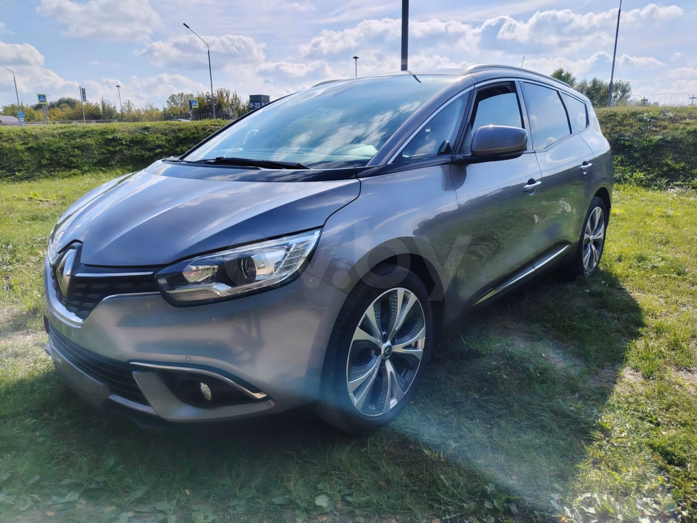 Renault Grand Scenic фото 3