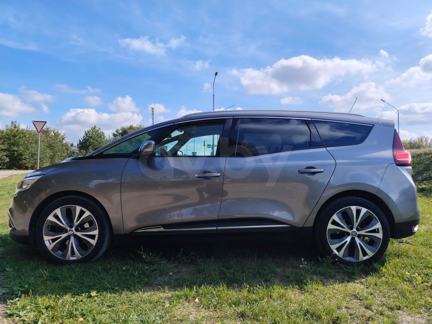 Renault Grand Scenic фото 4