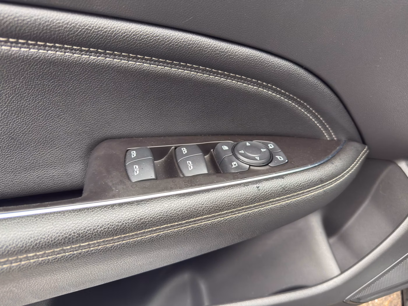 Opel Insignia фото 11