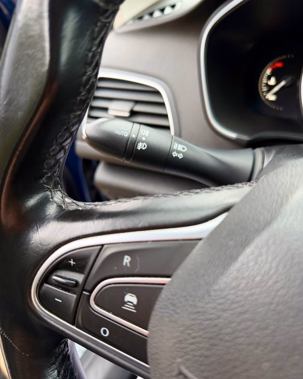Renault Megane фото 12
