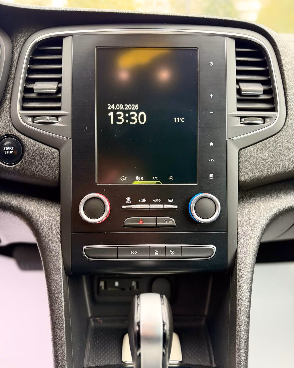Renault Megane фото 14