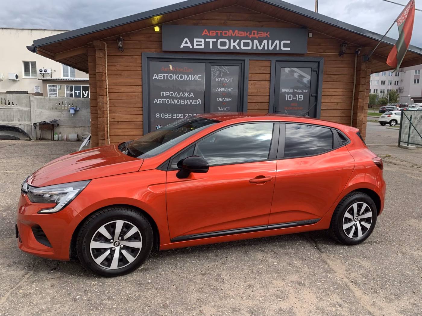 Renault Clio фото 2