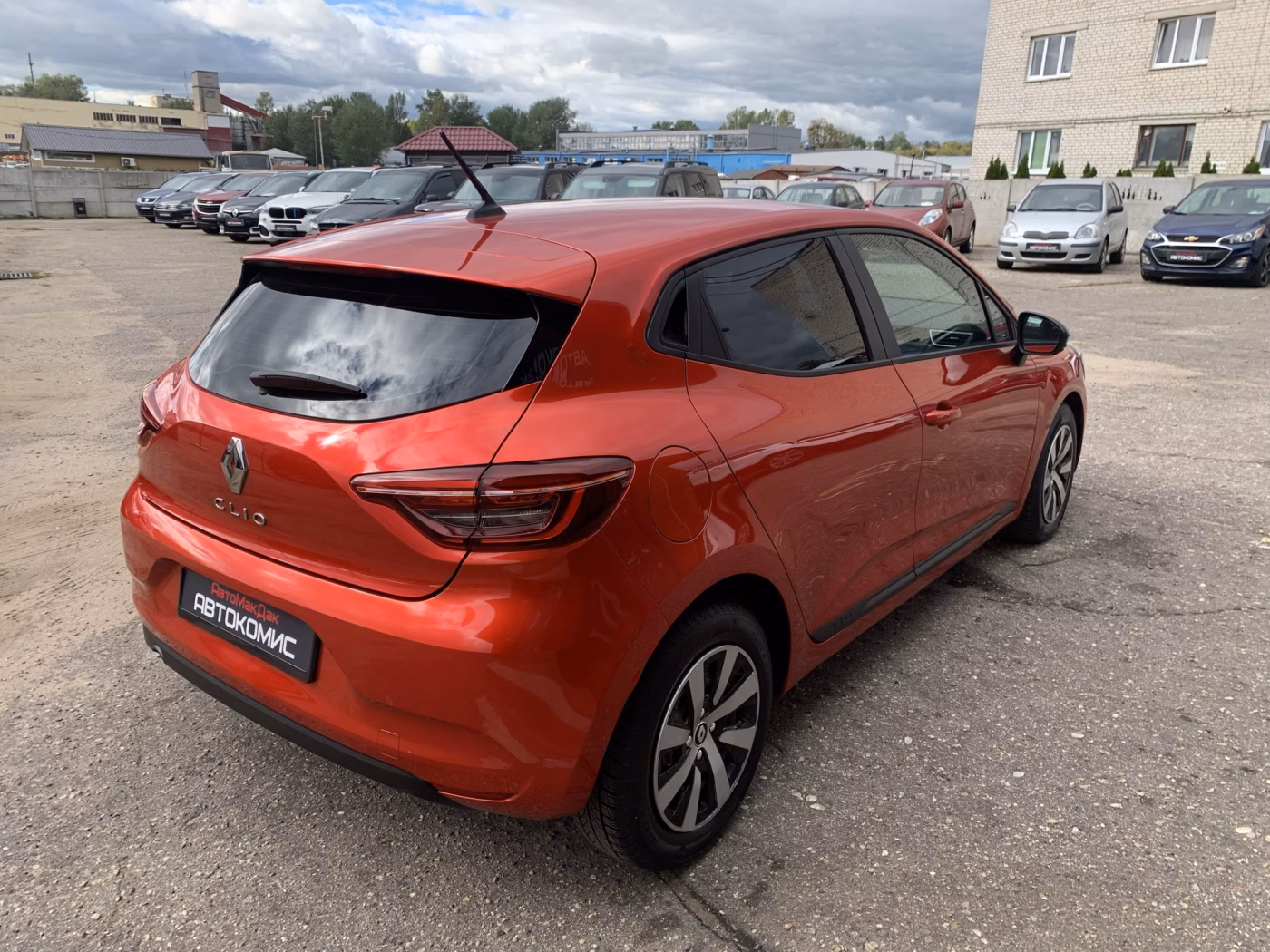 Renault Clio фото 5