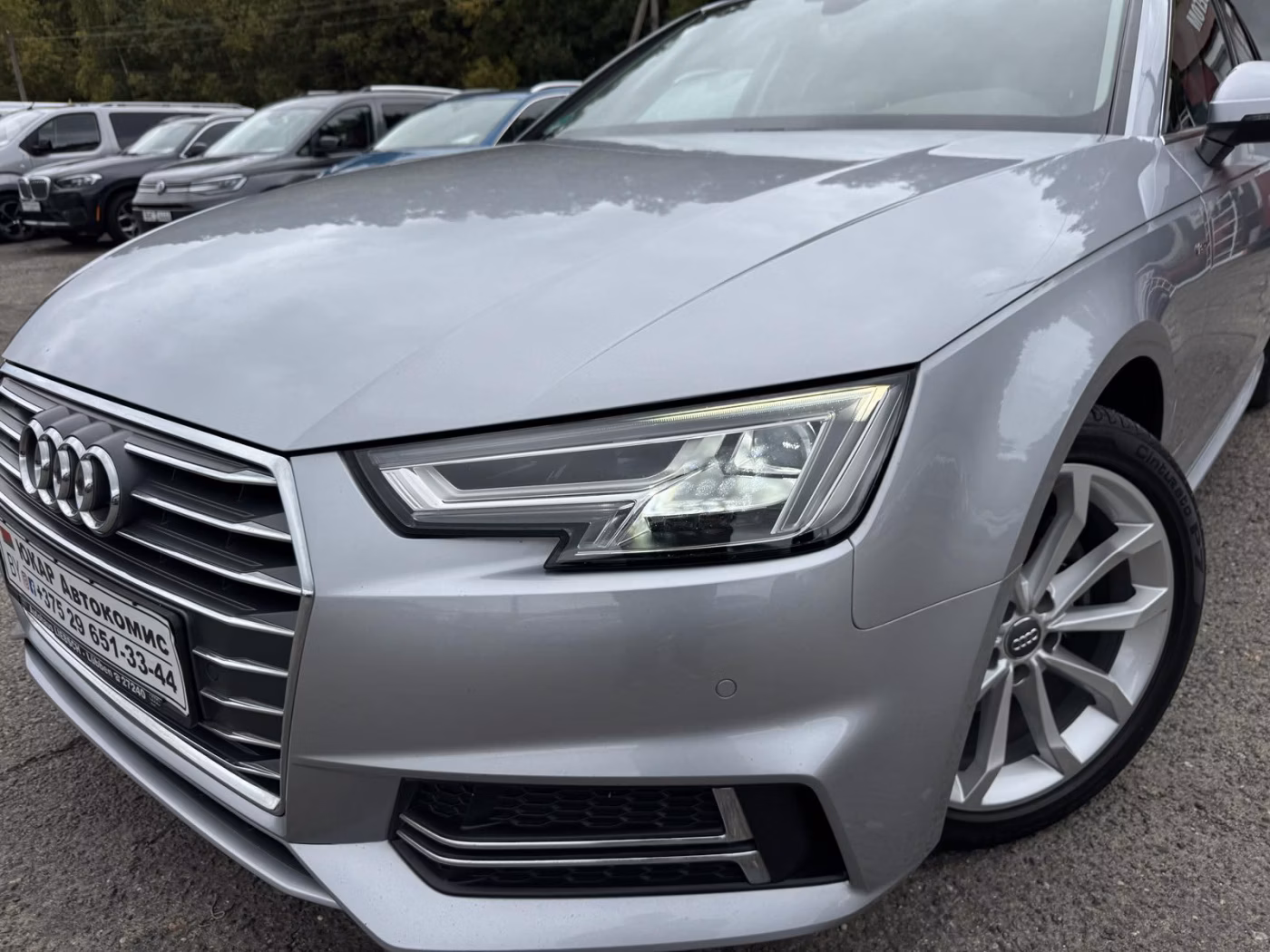 Audi A4 фото 2