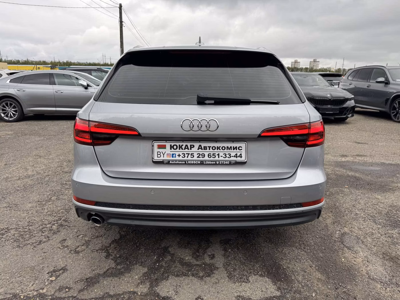 Audi A4 фото 7