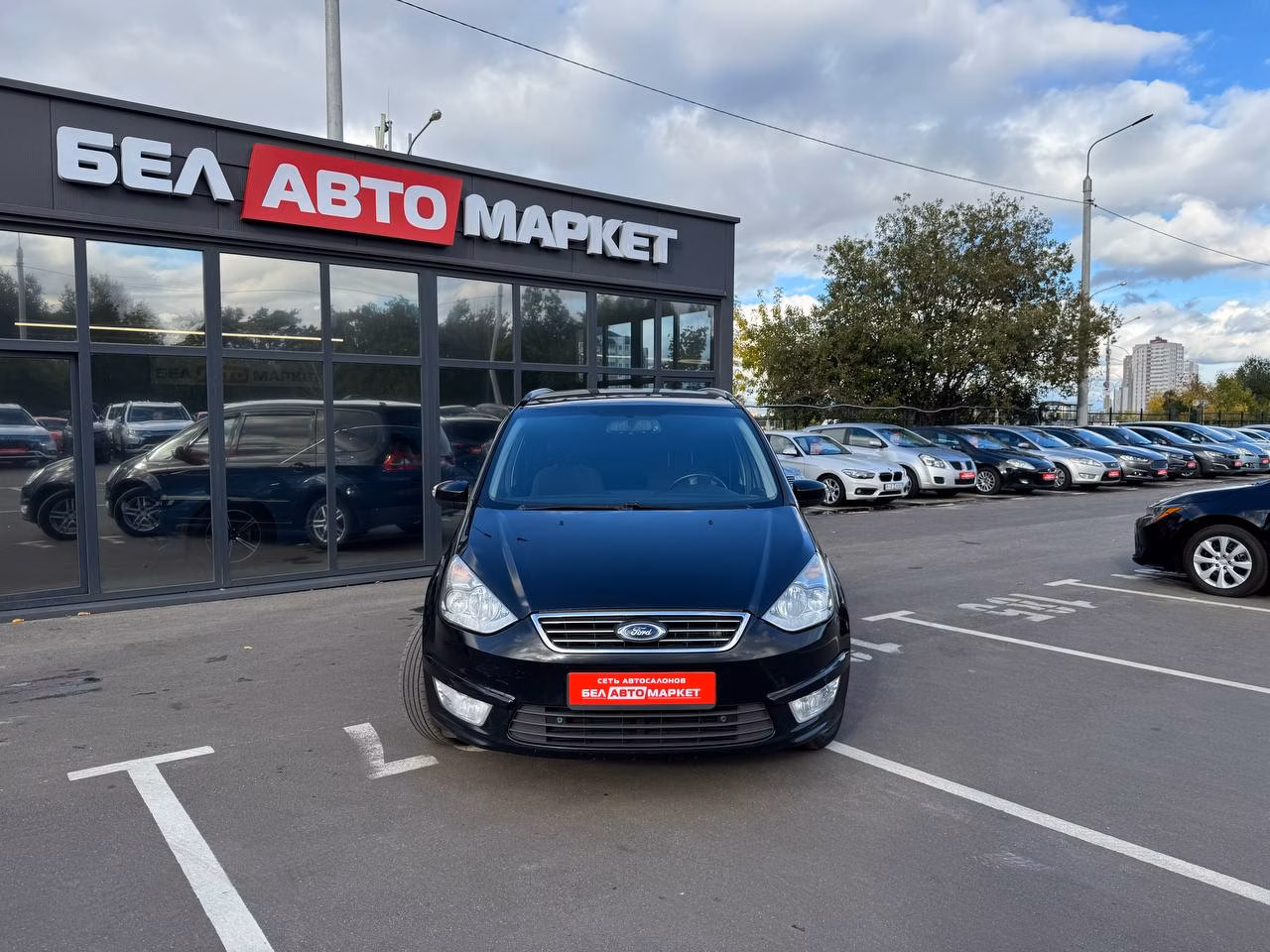 Ford Galaxy фото 2