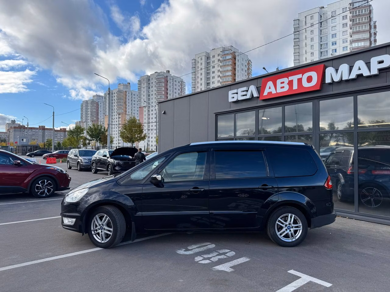 Ford Galaxy фото 8