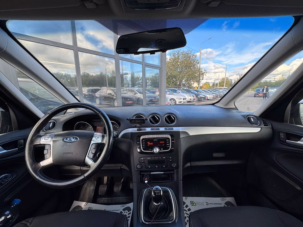 Ford Galaxy фото 14
