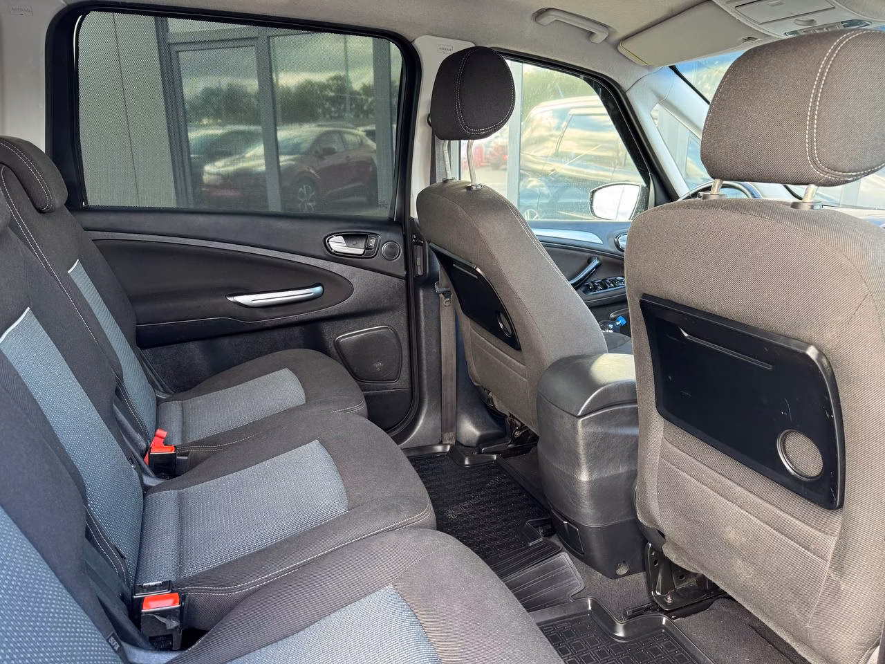 Ford Galaxy фото 18