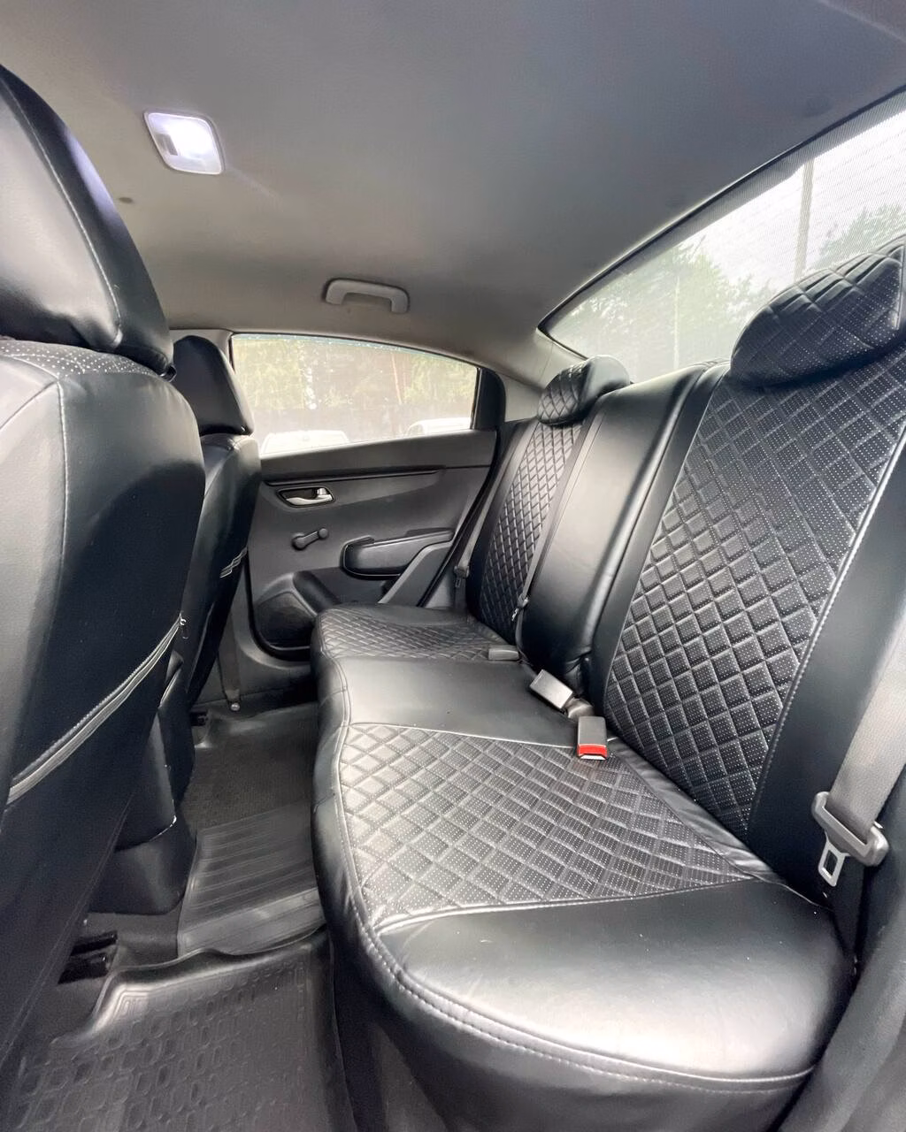 Kia Rio фото 9