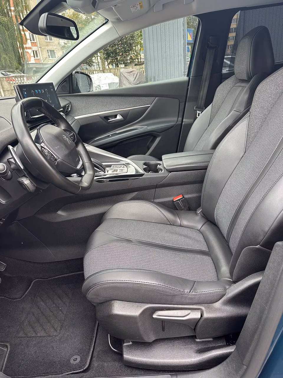 Peugeot 5008 фото 9