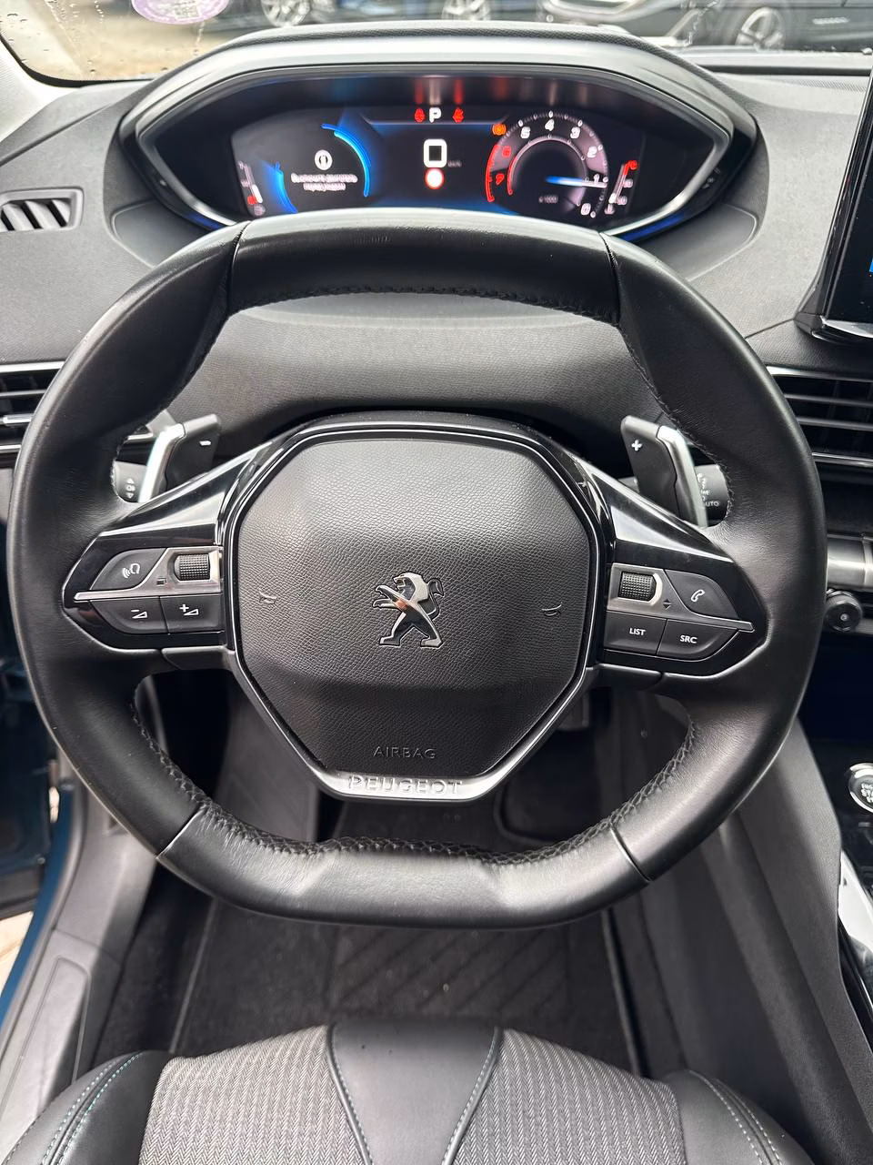 Peugeot 5008 фото 13