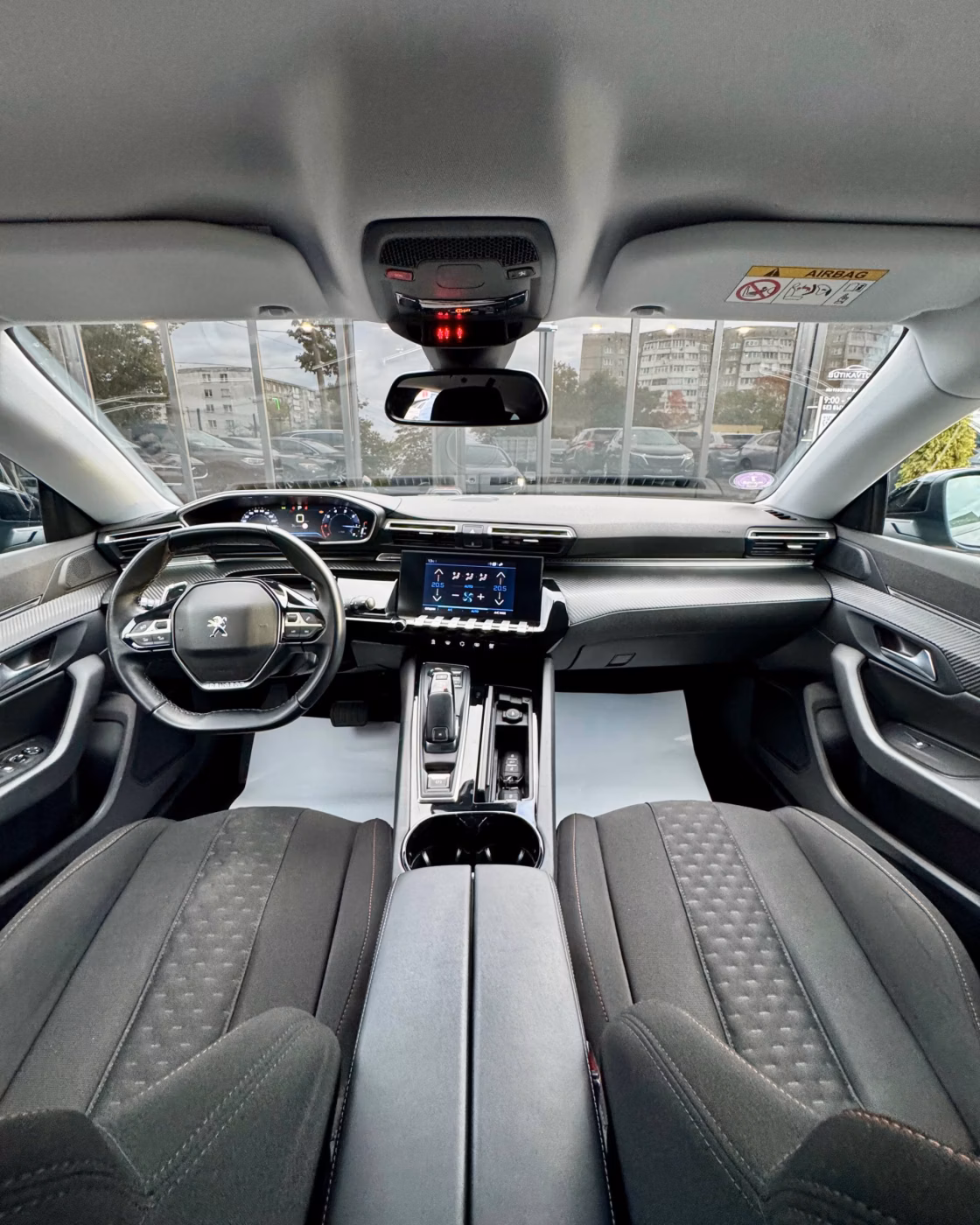 Peugeot 508 фото 8
