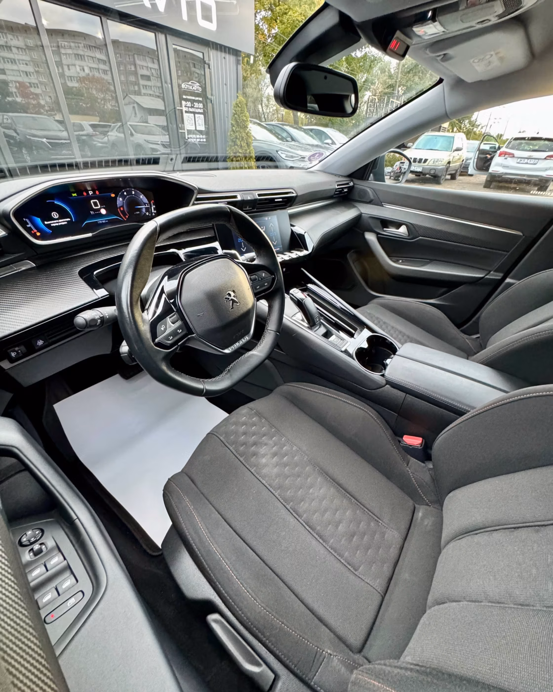 Peugeot 508 фото 9
