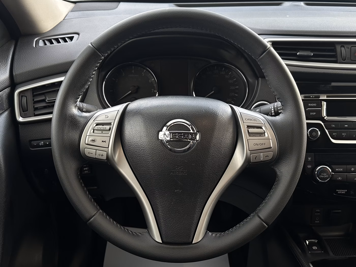 Nissan X-Trail фото 10