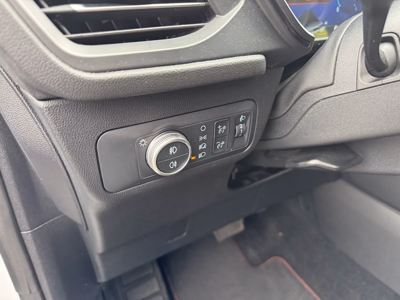Ford Kuga фото 18