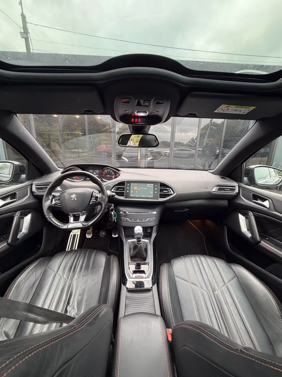 Peugeot 308 фото 9