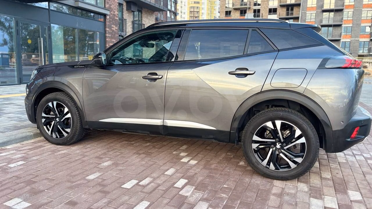 Peugeot 2008 фото 8