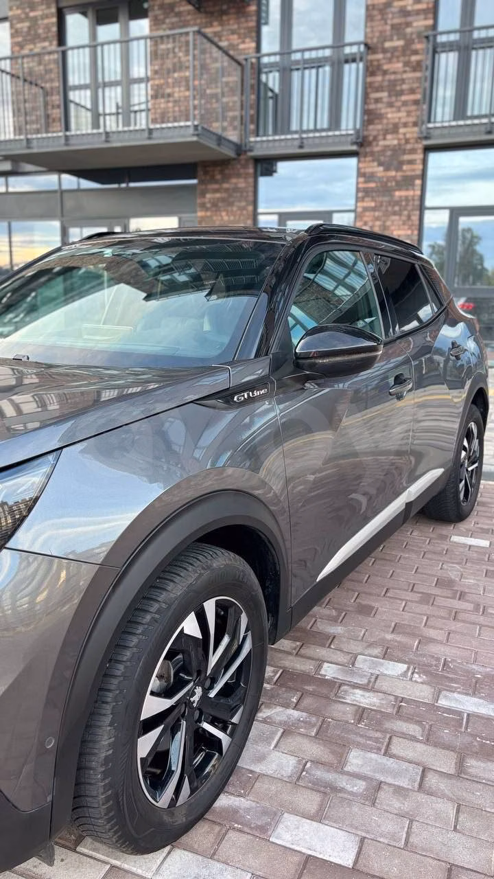 Peugeot 2008 фото 13