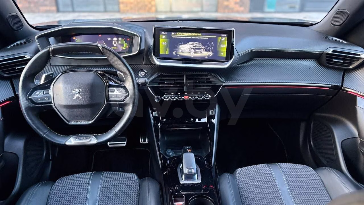 Peugeot 2008 фото 16