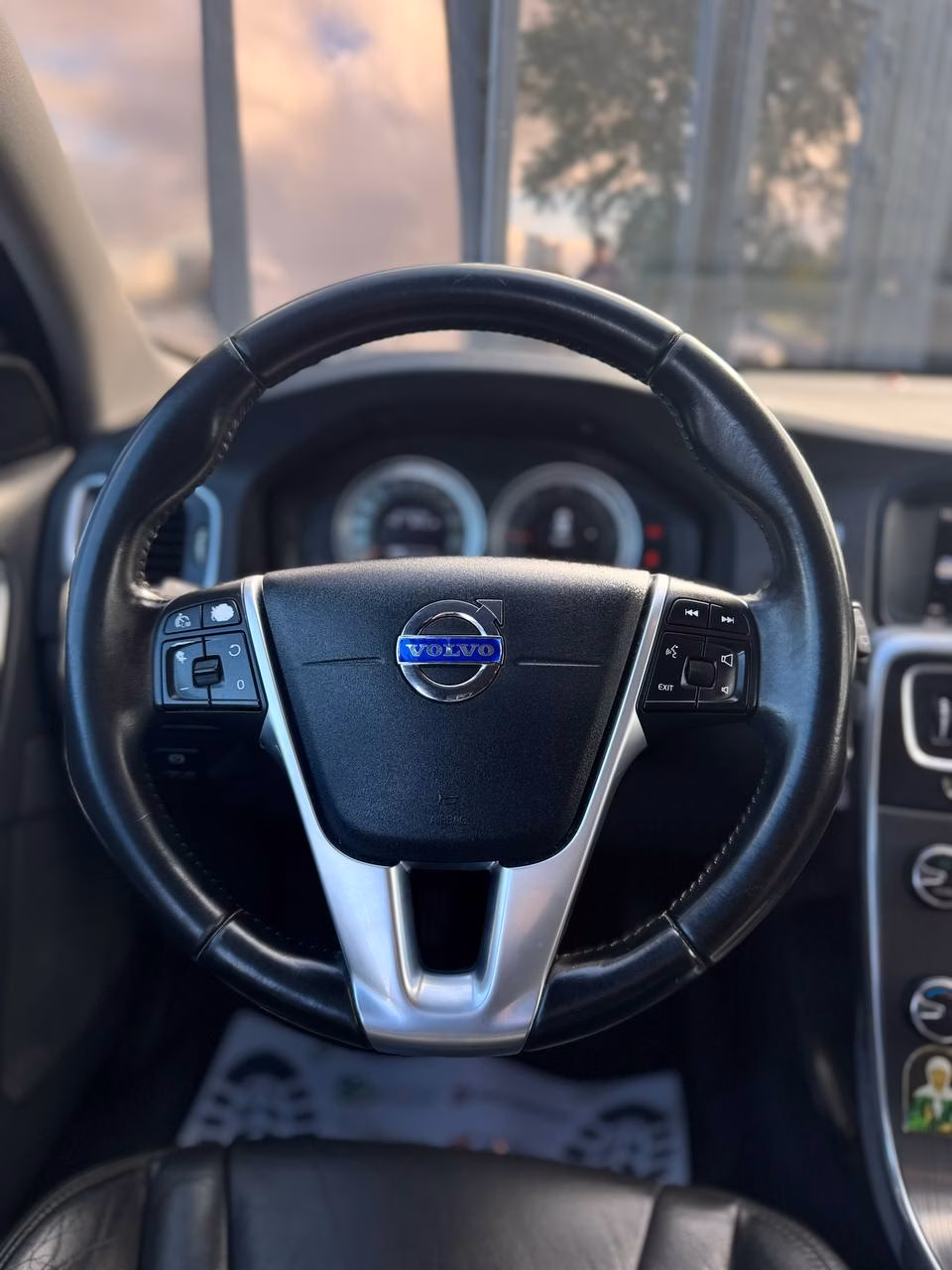 Volvo V60 фото 13