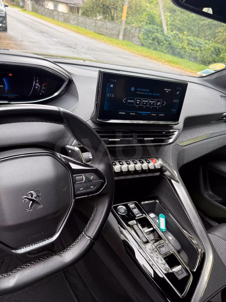 Peugeot 5008 фото 12