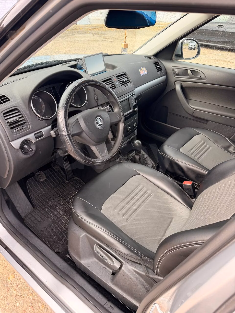 Skoda Yeti фото 6