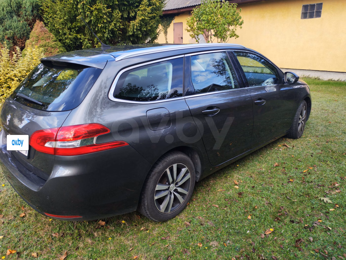 Peugeot 308 фото 2