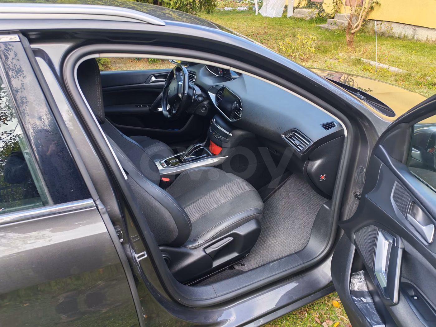 Peugeot 308 фото 3