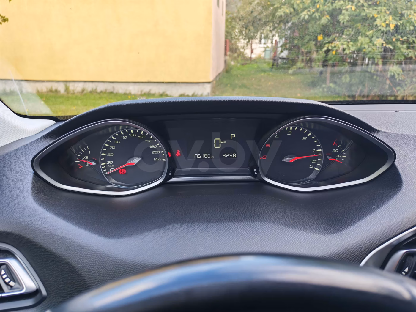 Peugeot 308 фото 6