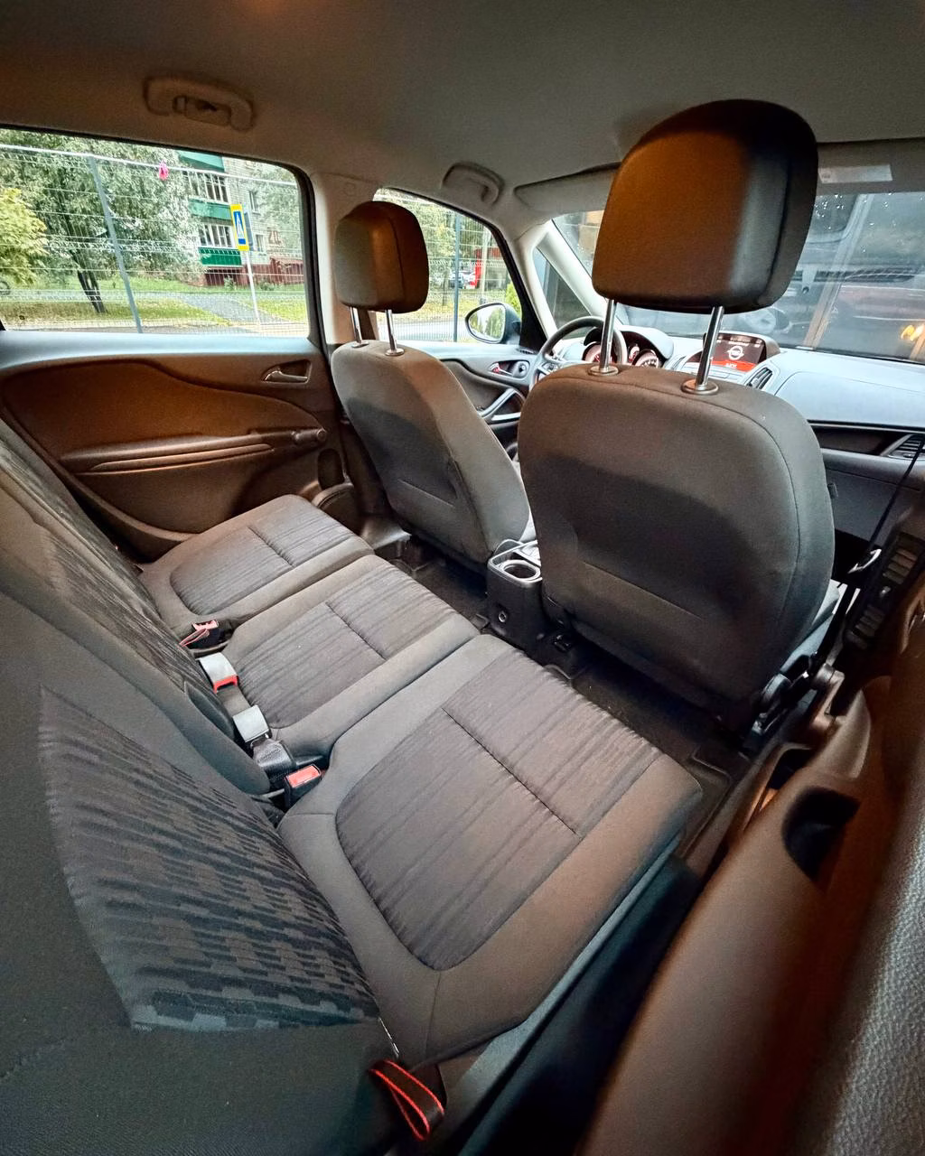 Opel Zafira фото 11