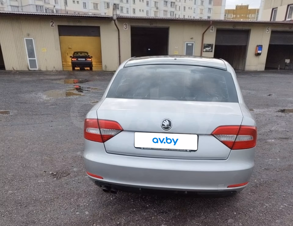Skoda Superb фото 3